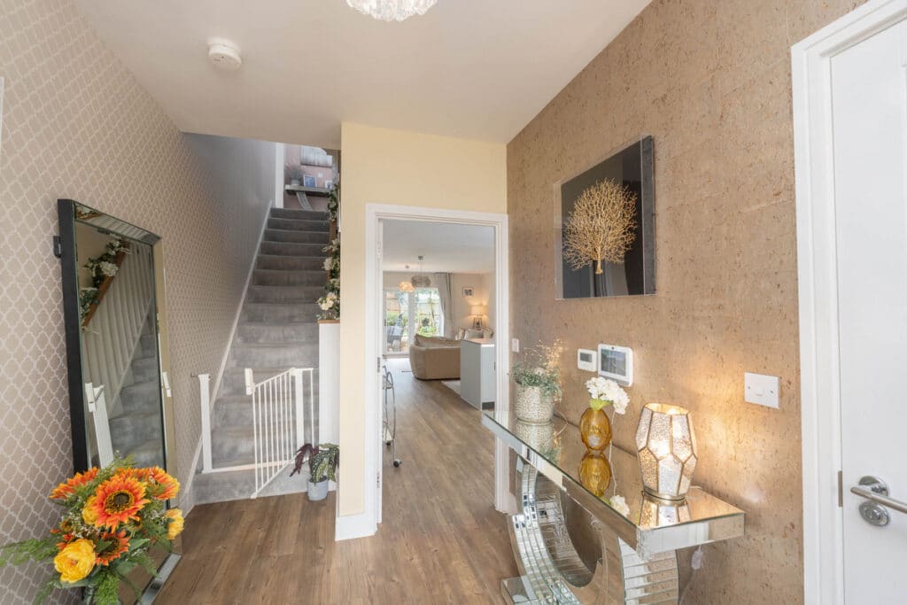 10 Linge Avenue, Chelmsford CM1 6BY